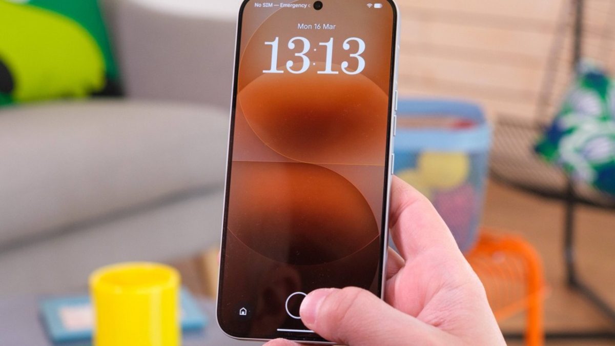 بررسی گوشی Nothing Phone (4a) Pro ؛ قوی‌ترین میان‌رده ناتینگ با طراحی جدید